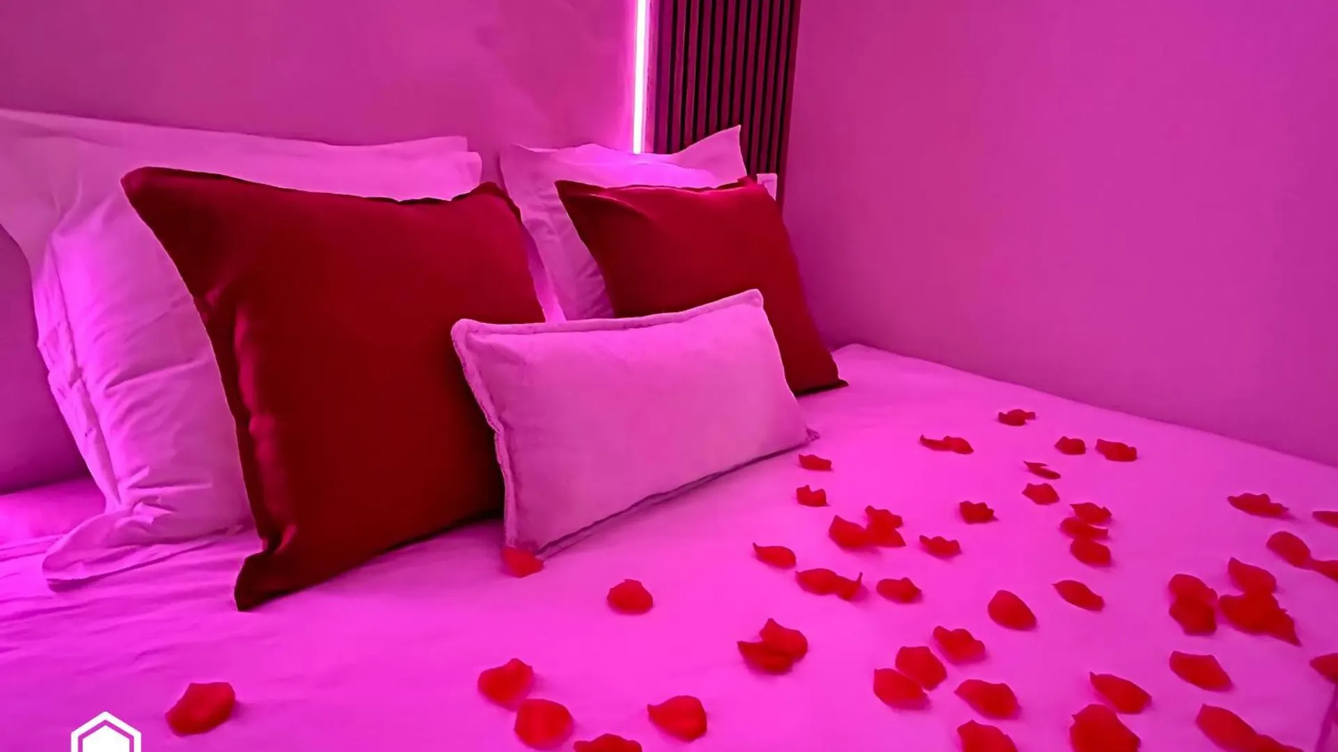ניס Luxurious Apartment - Seaside - Spa Bath - Wifi - Ac 0*,